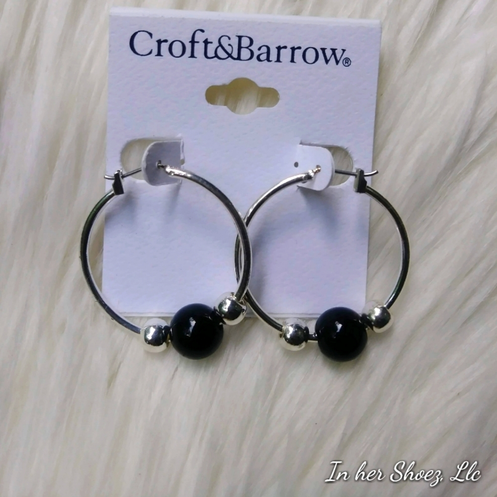 Hoop Earrings with Black Bead